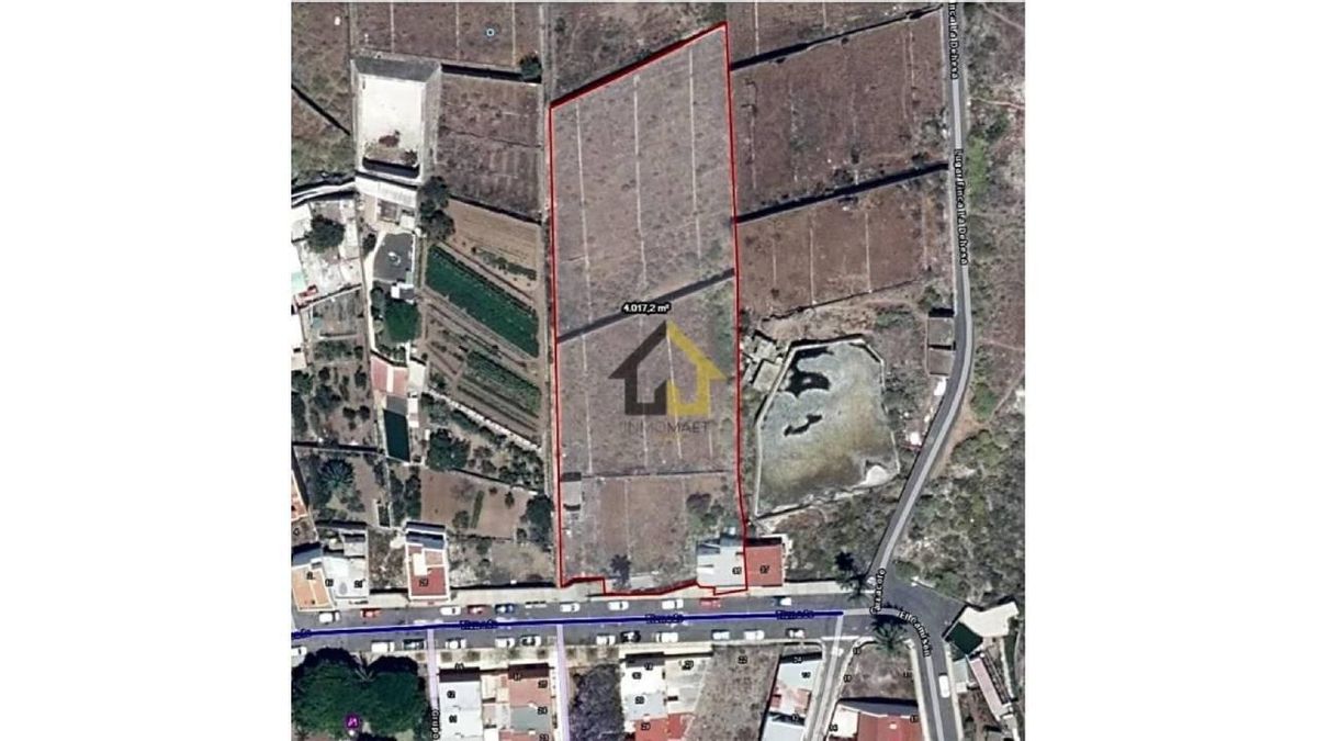 Surface area of the property for sale.