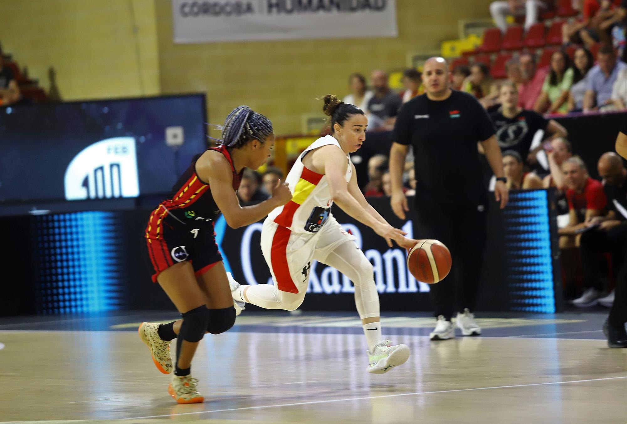 La selección española femenina de baloncesto ante Bélgica, en imágenes