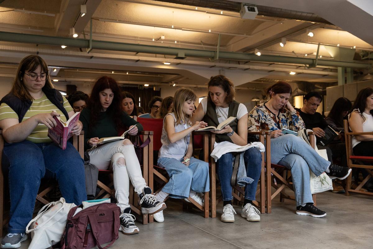 Fiesta de la Lectura en la Antigua Fabrica Damm de Barcelona