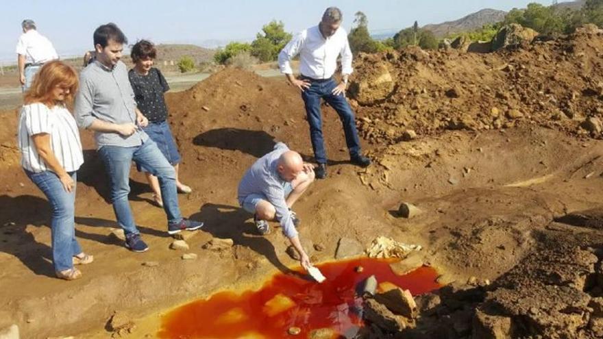 Contaminación en Llano del Beal.