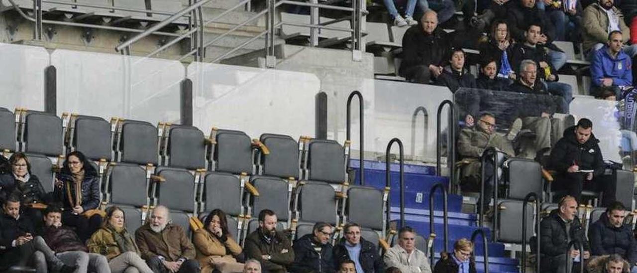 El palco del Tartiere, durante el último partido del Oviedo en casa ante el Nàstic.