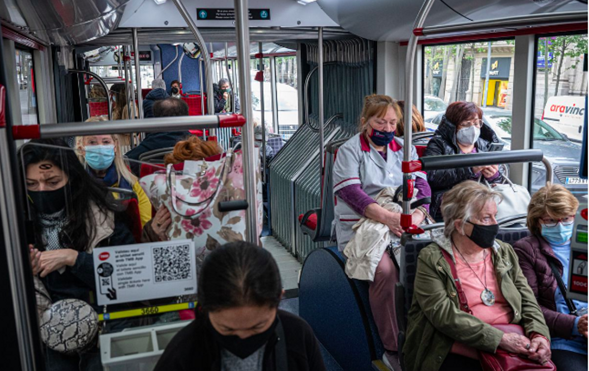 Catalunya no demanarà «ara com ara» la retirada de les mascaretes en el transport públic