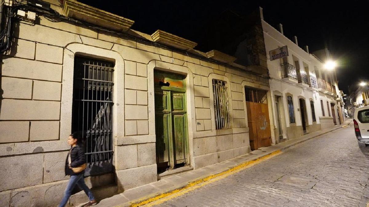 Inmueble adquirido por el Ayuntamiento para zona de aparcamiento.