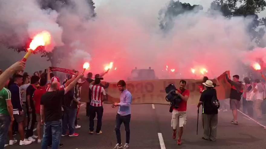 Recibimiento al Sporting en El Molinón