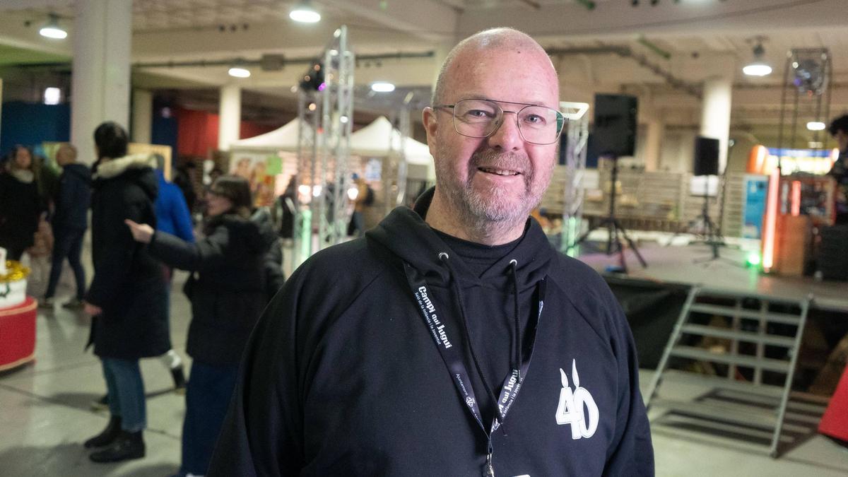 Lluís Thomen porta vint-i-nou dirigint el Campi qui Jugui