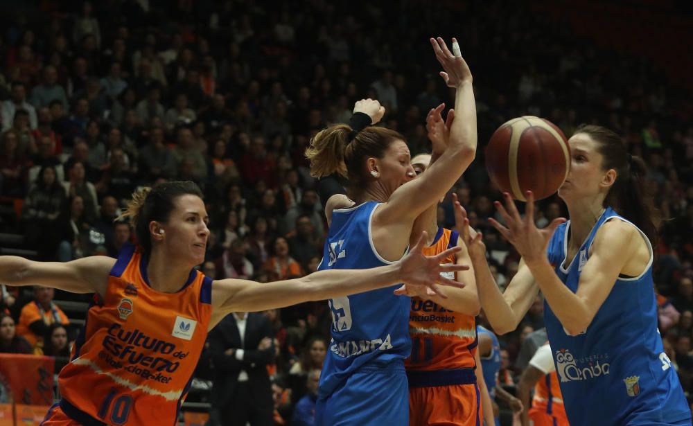 JM LOPEZ 26/01/2020 PARTIDO LIGA FEMENINA ENDESA . VALENCIA BASKET CLUB VS PERFUMERIAS AVENIDA