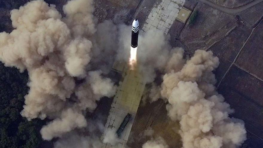 Corea del Nord llança un míssil per sobre el Japó per primera vegada en cinc anys