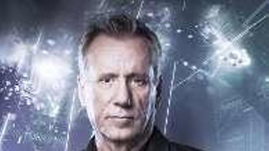 El actor James Woods.