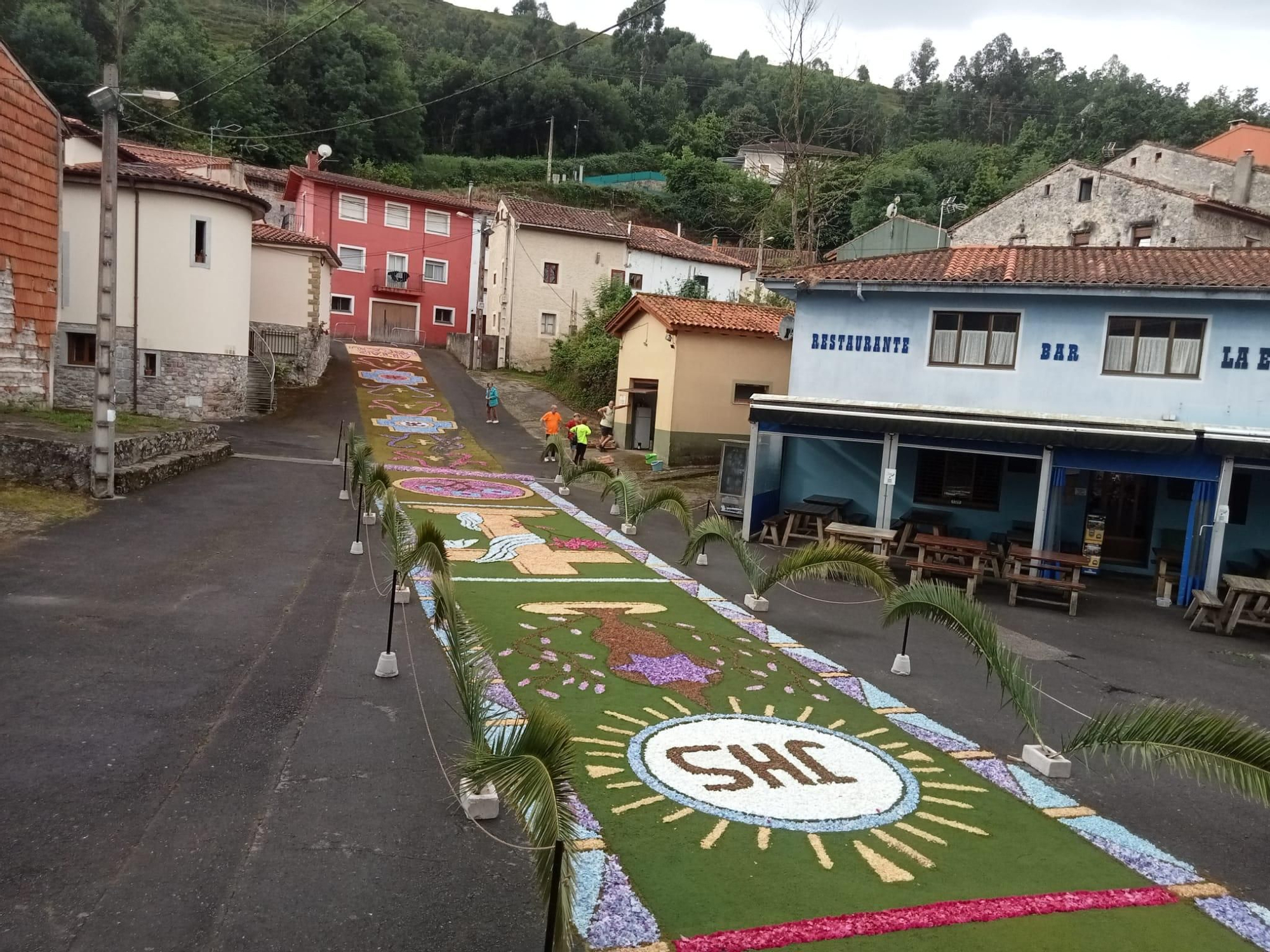 Fiesta sacramental en Cue (Llanes)
