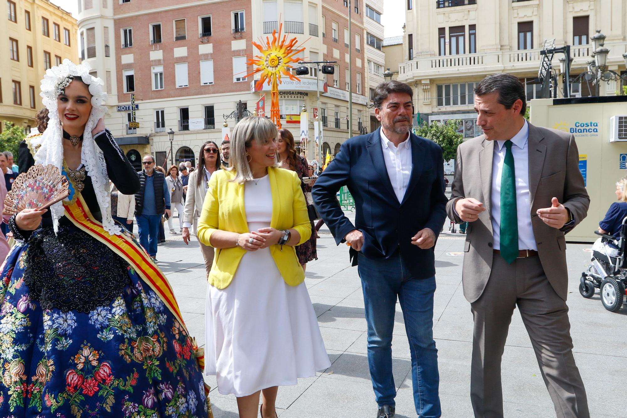 Alicante promociona su imagen en Córdoba con un arroz gigante