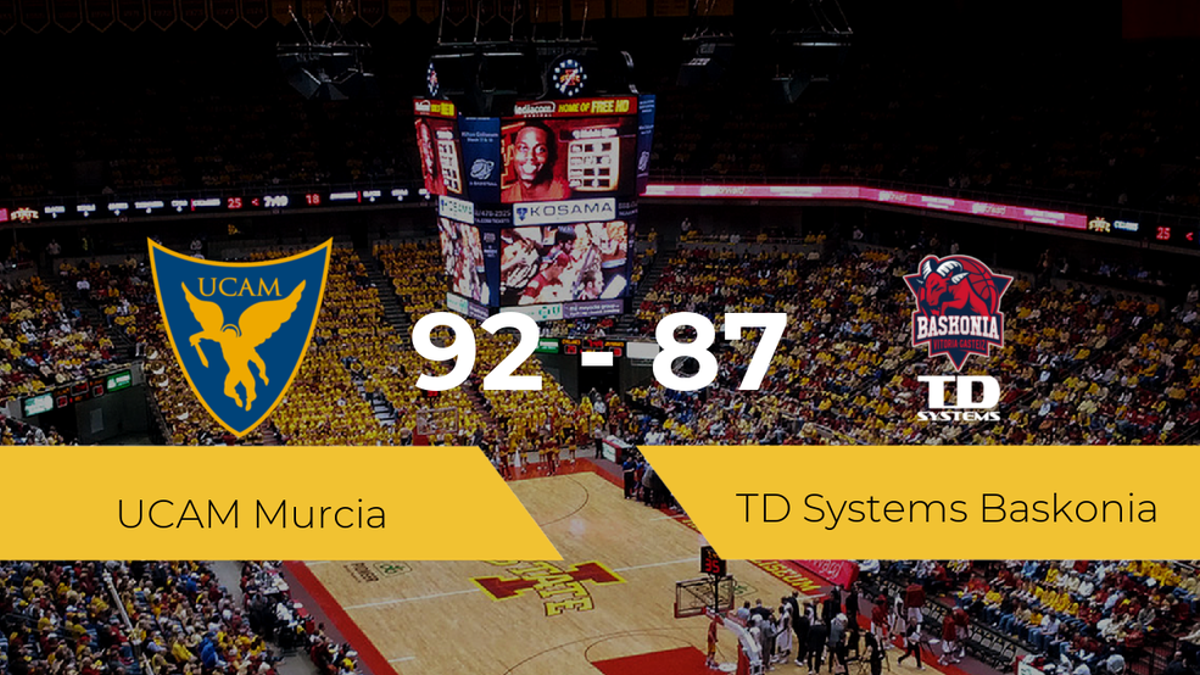 El UCAM Murcia se lleva la victoria frente al TD Systems Baskonia por 92-87