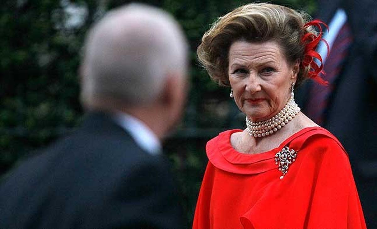 La reina Sònia de Noruega arriba al sopar de recepció previ al casament reial.