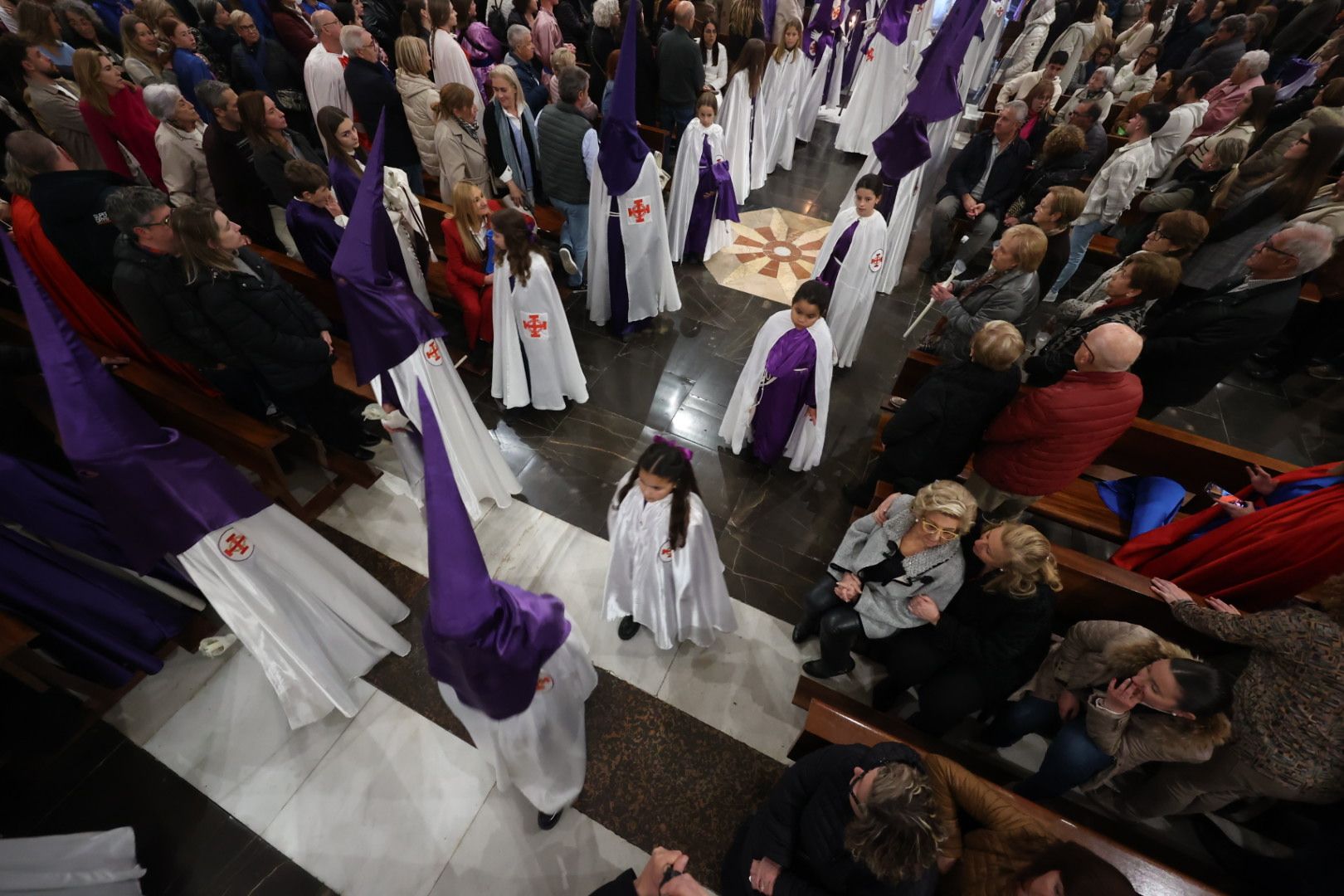 Galería de imágenes: Fervor en el Santo Entierro de Vila-real