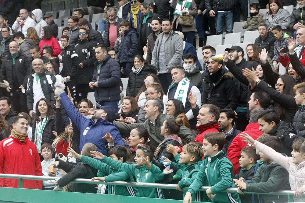 Los aficionados en el Arcángel