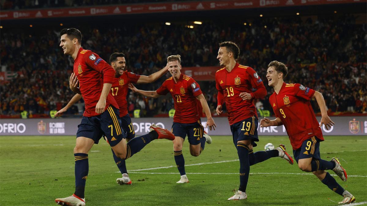 Morata celebra el gol de la victoria de España ante Suecia