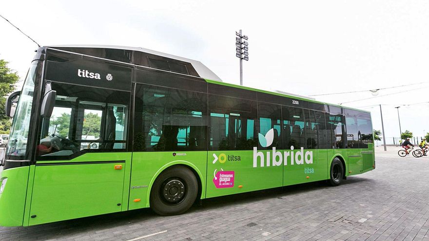 Two out of every 10 Titsa buses will have hybrid technology by 2024