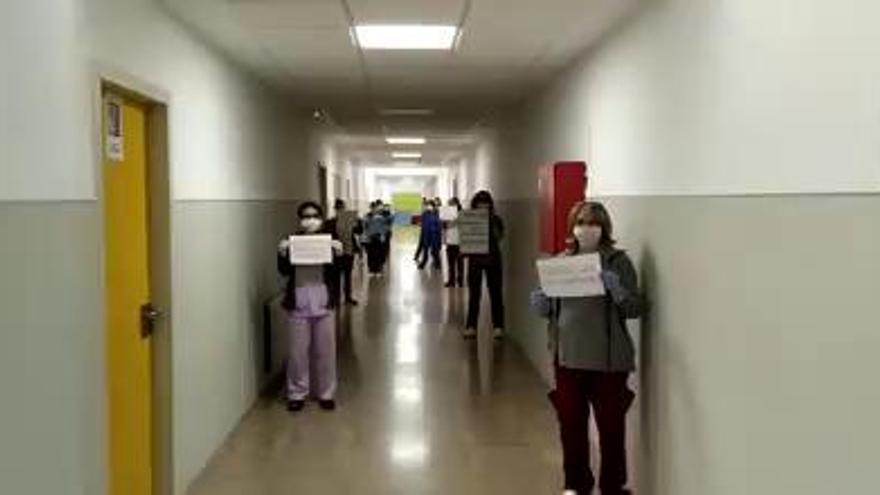 Los trabajadores la residencia Carmen Picó de Alzira piden visibilidad