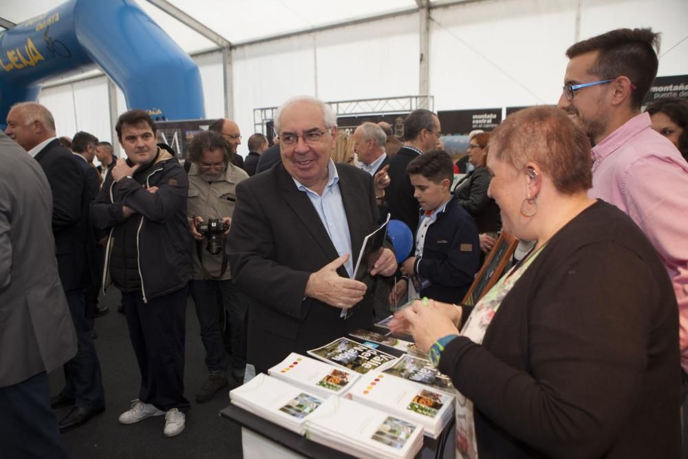 Inauguración de la feria de turismo minero en el pozo Sotón de Hunosa