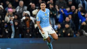 Rodri, centrocampista del Manchester City ye le mejor del mundo en su posición