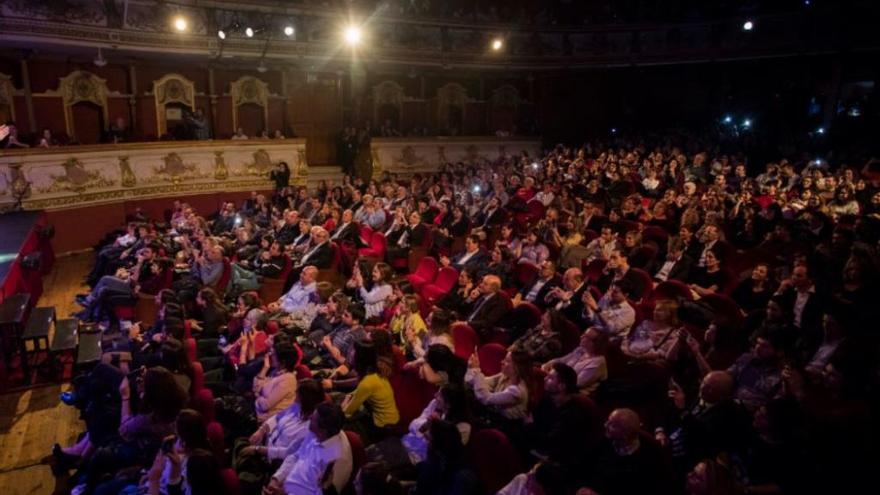 Las artes escénicas y el audiovisual valenciano exigen medidas urgentes al ministro de Cultura