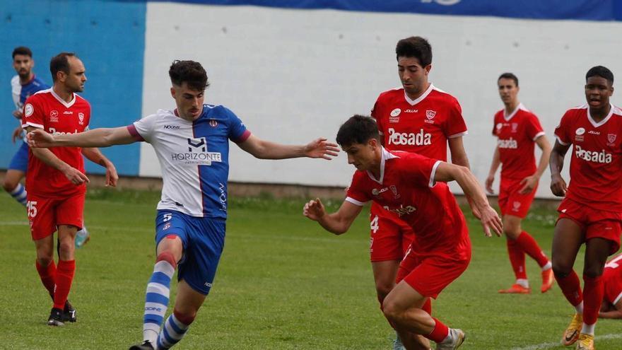 1-1: El Avilés se libra del eclipse ante el Marino