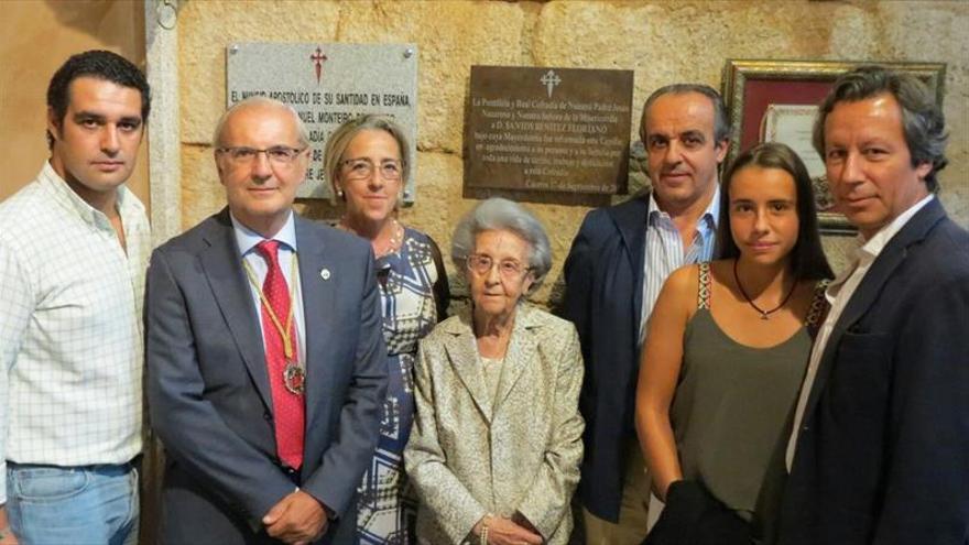 Homenaje del nazareno a santos benítez