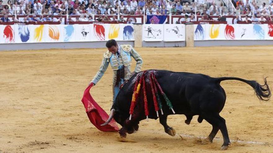 Enrique Ponce, en la Picassiana