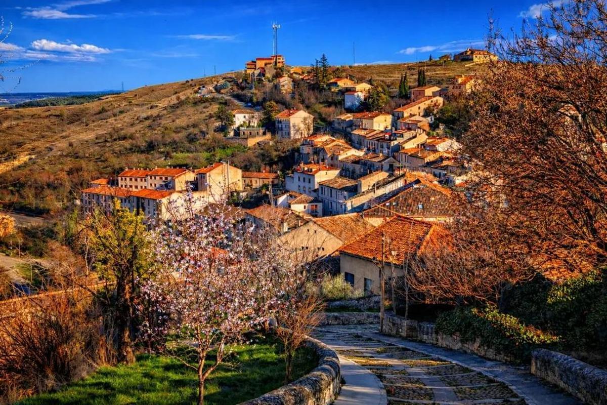 Descubre este precioso pueblo medieval.