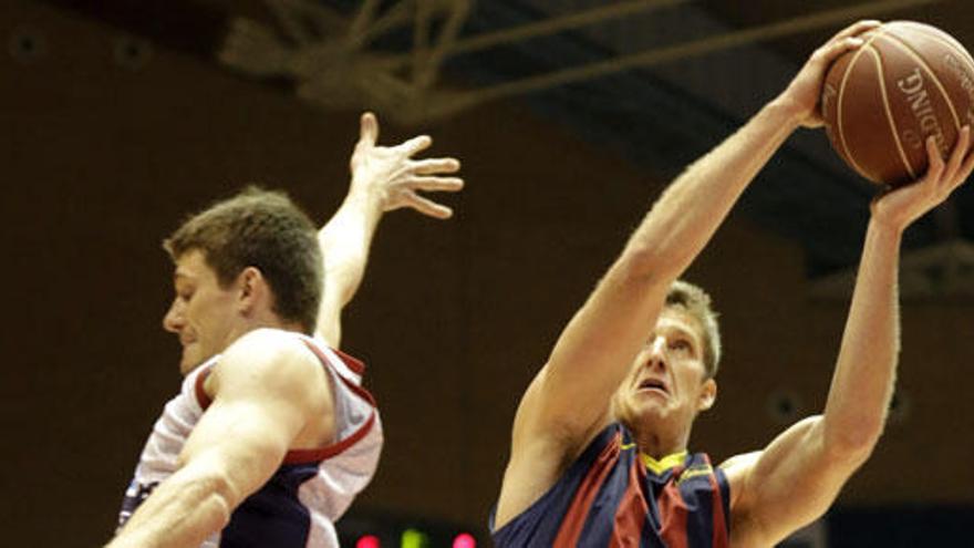 El Barcelona se enfría ante el Obradoiro.