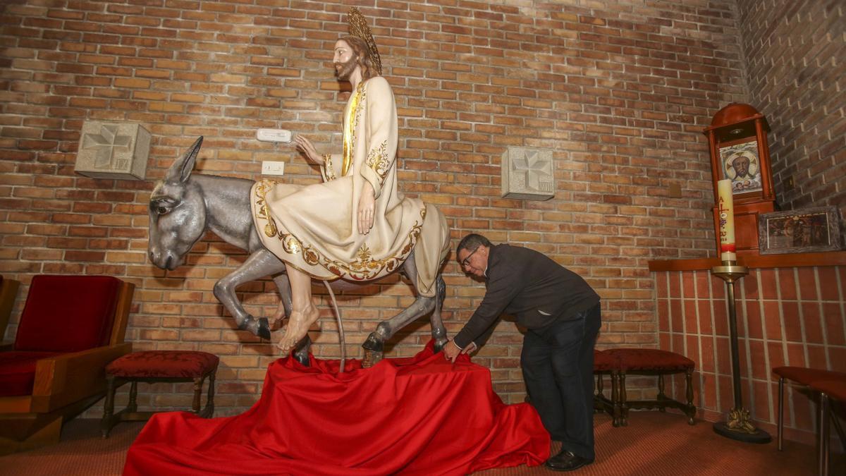 La imagen en la parroquia de Alicante donde se expone al culto, la Resurrección