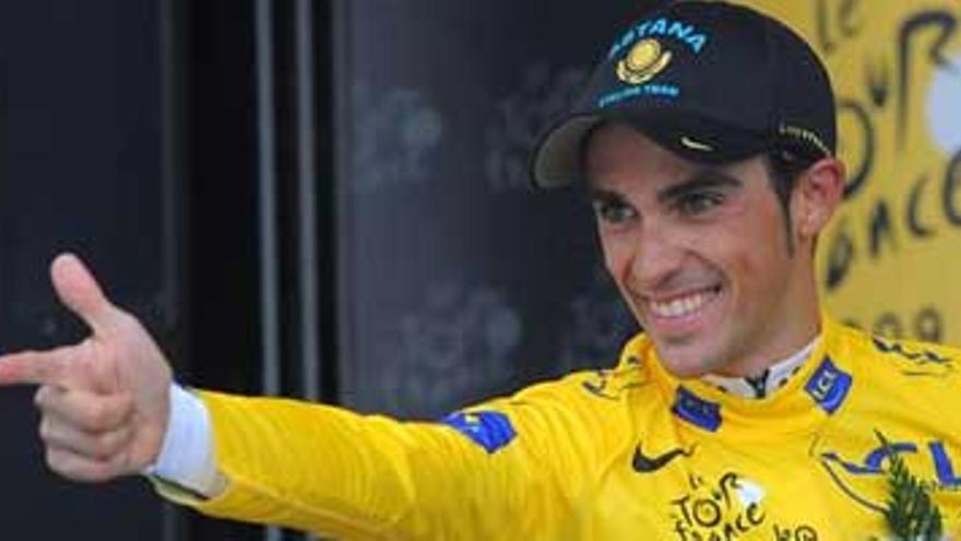 Contador gana la crono del Tour y se consolida como líder de la clasificación general