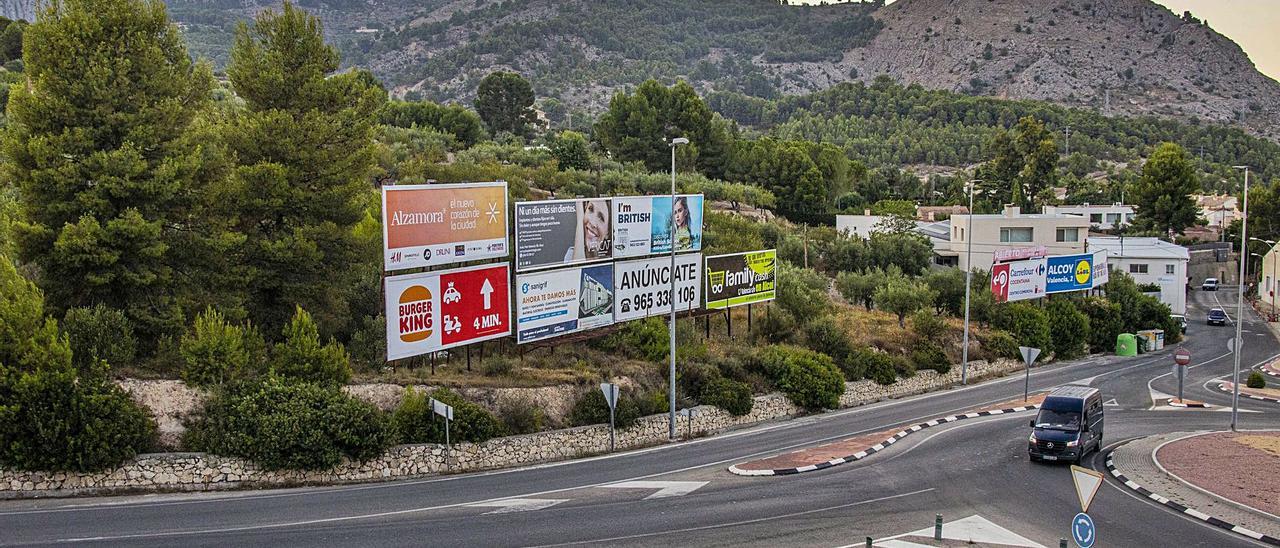 Terrenos en los que el Ayuntamiento de Cocentaina ha proyectado el nuevo ecoparque. | JUANI RUZ