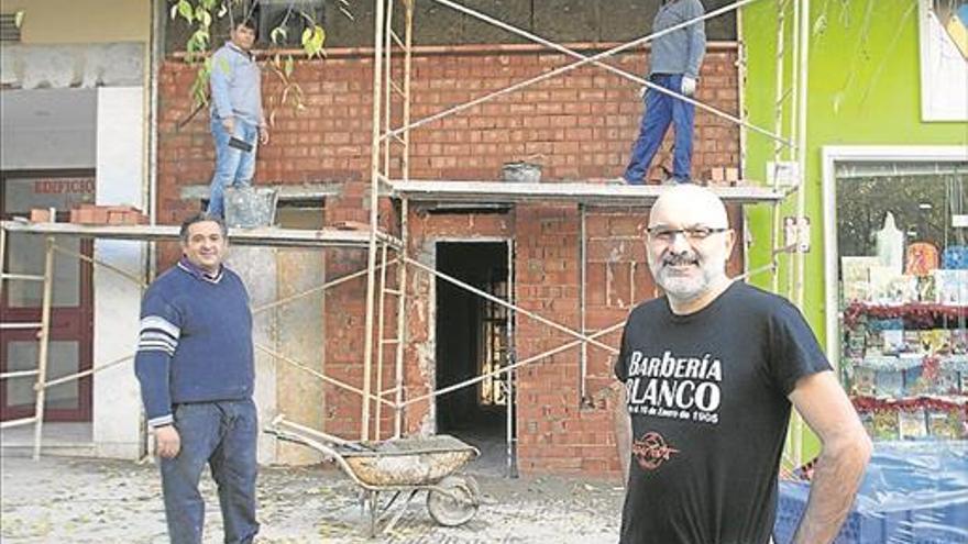 La barbería Blanco de Badajoz cumplirá 112 años