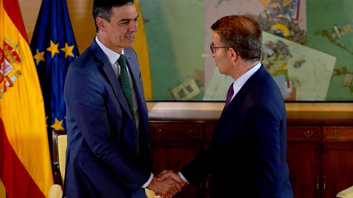 Encuentro entre Pedro Sánchez y Alberto Nuñez Feijóo  el pasado octubre