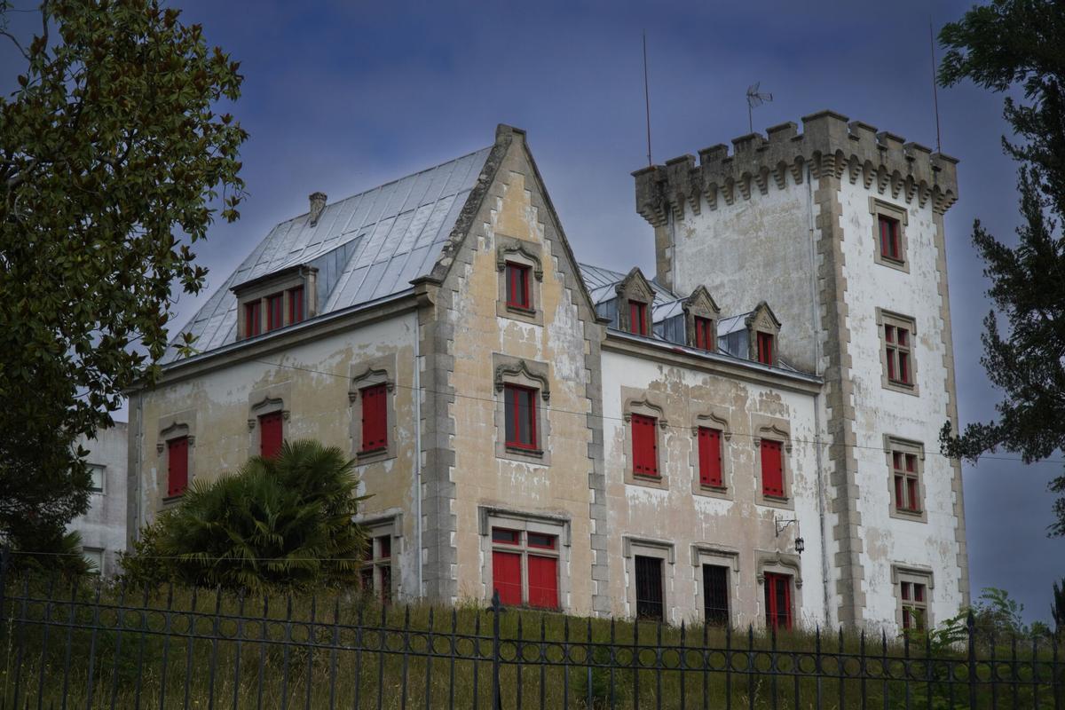 UN CONVENTO ABANDONADO EN MOSTEIRON