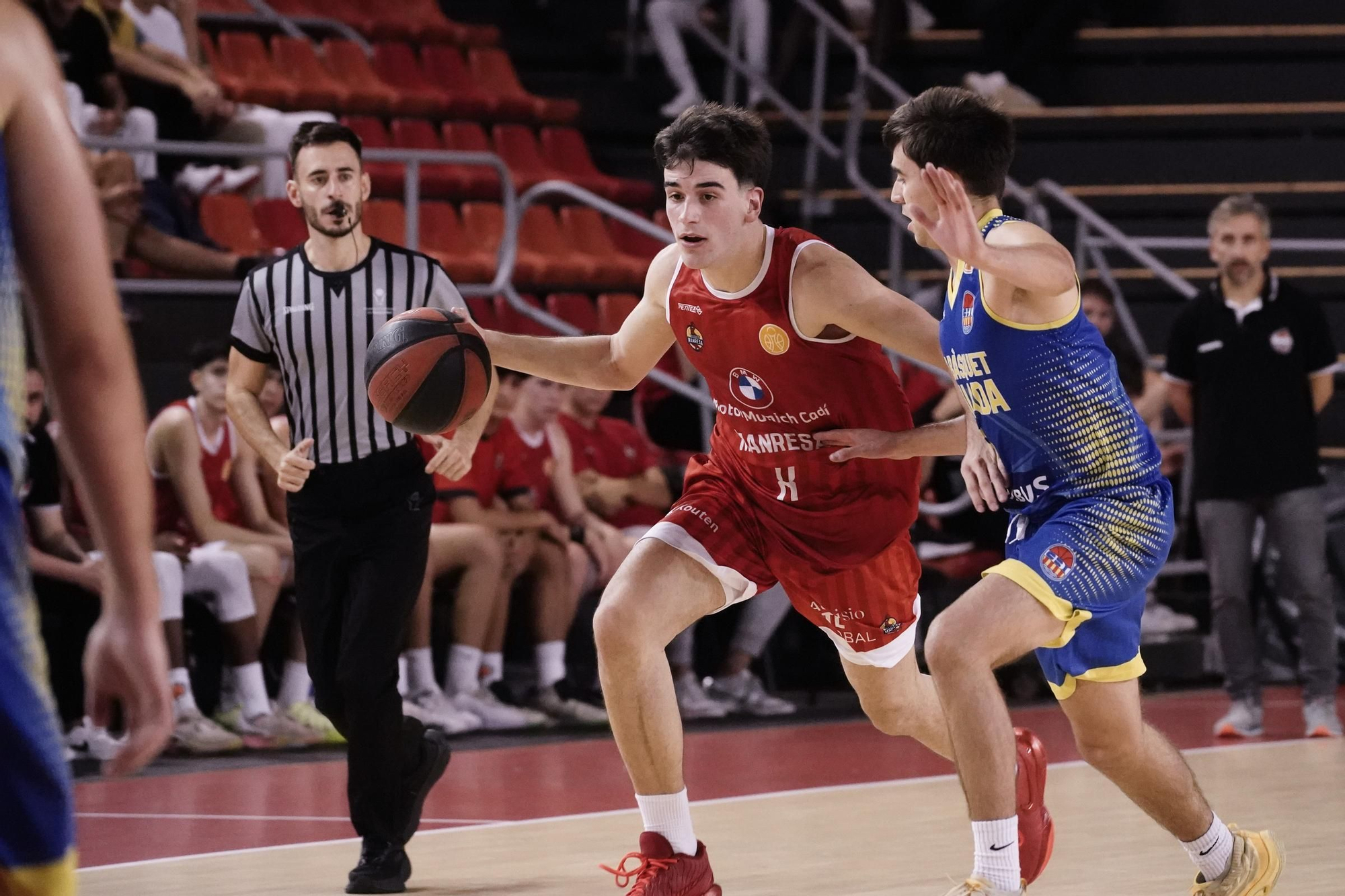 Totes les imatges del Bàsquet Manresa B - Cadí