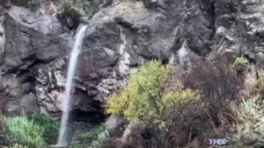 Corre el agua por las laderas de Tejeda y Artenara