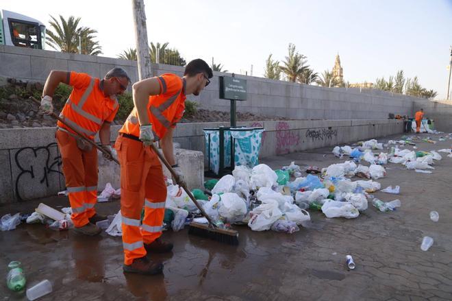 El desmontaje de la Feria 2026, en imágenes