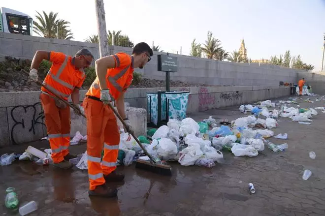 El desmontaje de la Feria 2026, en imágenes