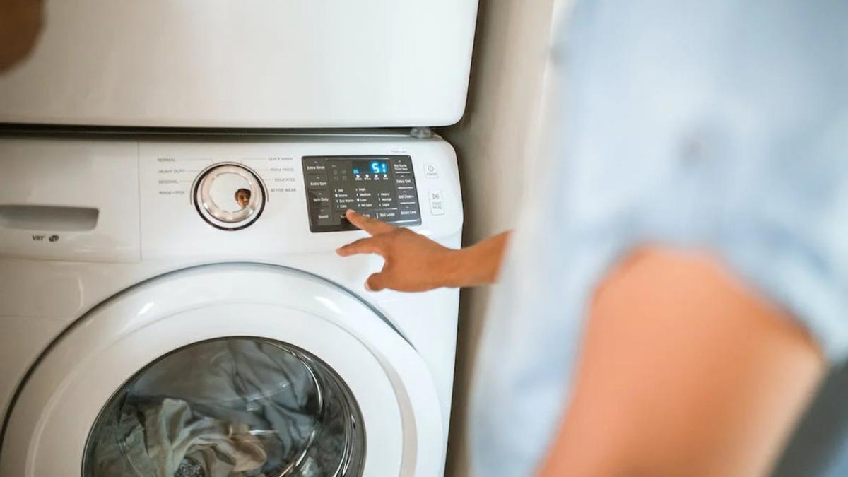 El botón secreto de la lavadora que dejará tu ropa perfecta.