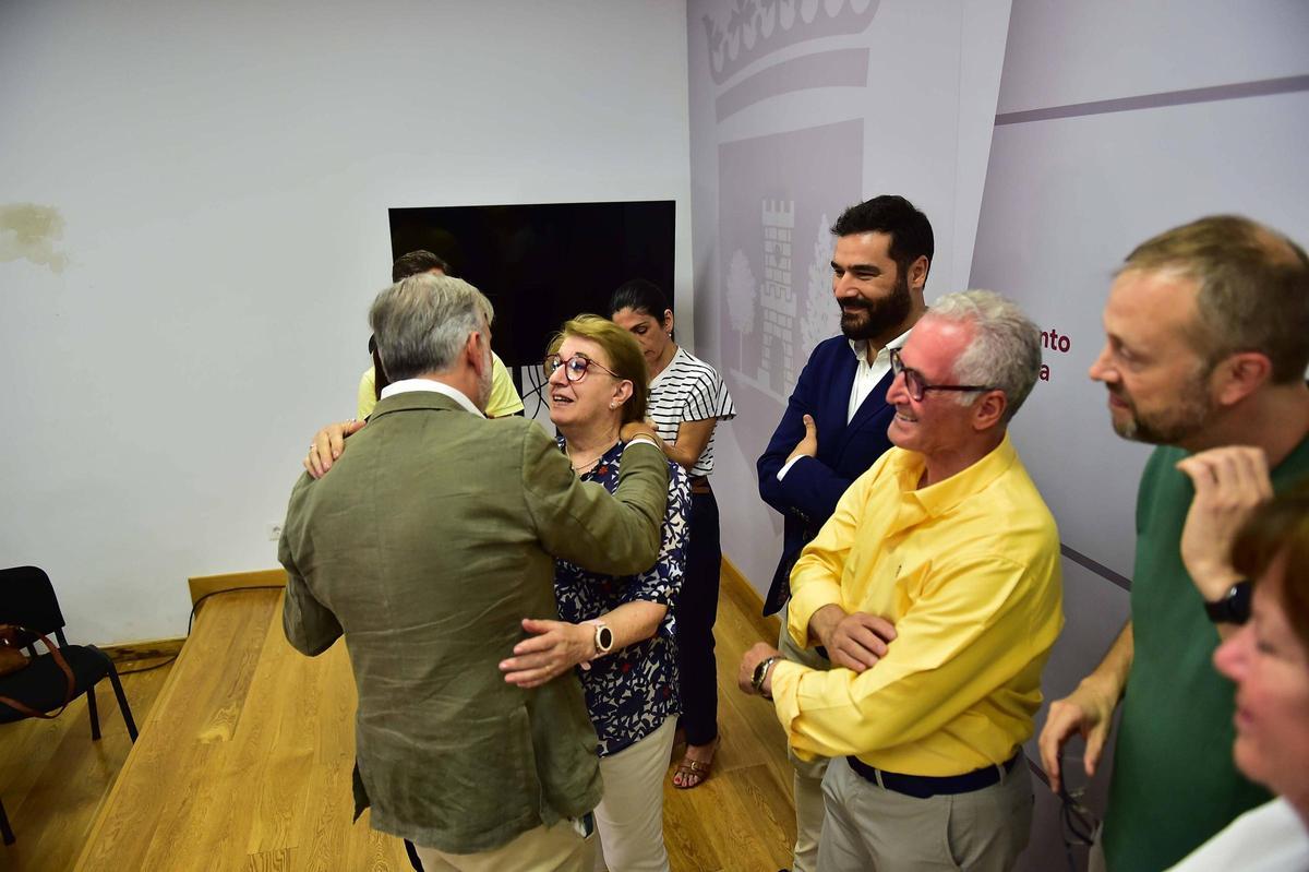 Fotogalería | La rueda de prensa de despedida de Fernando Pizarro, en imágenes