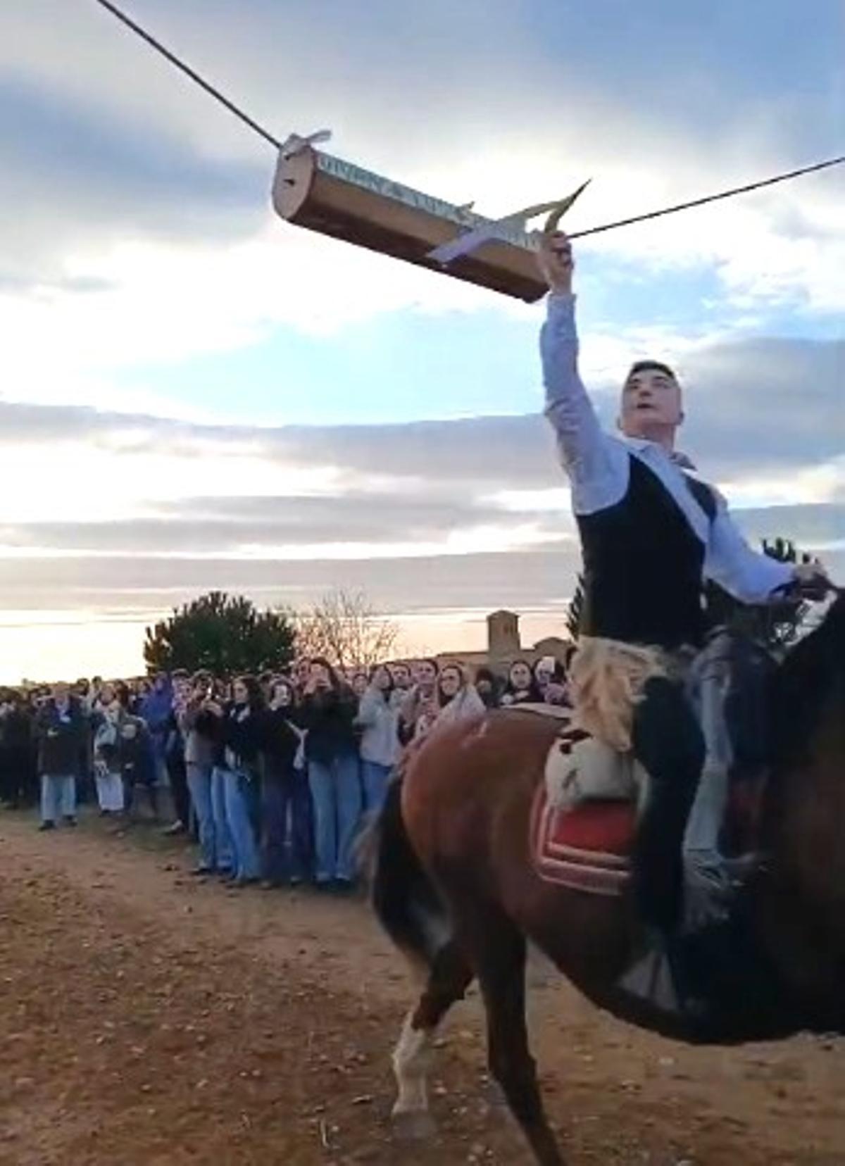Fiesta de quintos en Fuentes de Ropel.