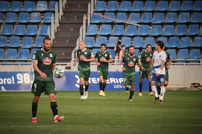 Encuentro entre el CD Tenerife y el RC Deportivo