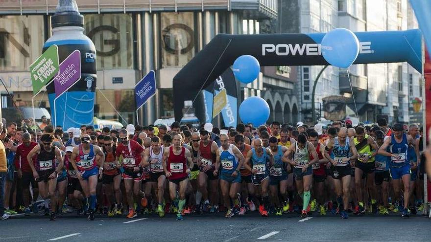 Salida de la pasada edición del maratón coruñés.