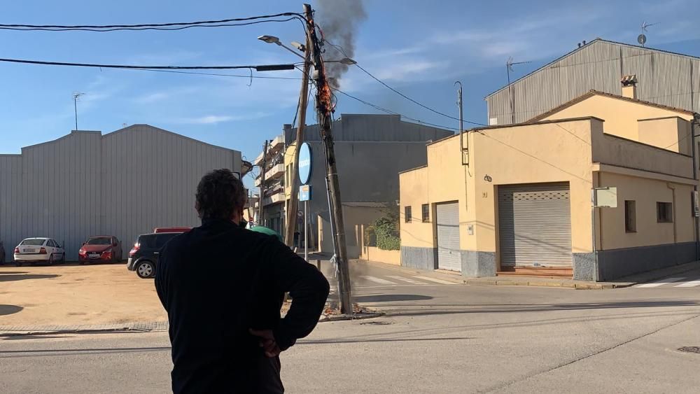 Incendi a Vilobí d''Onyar.