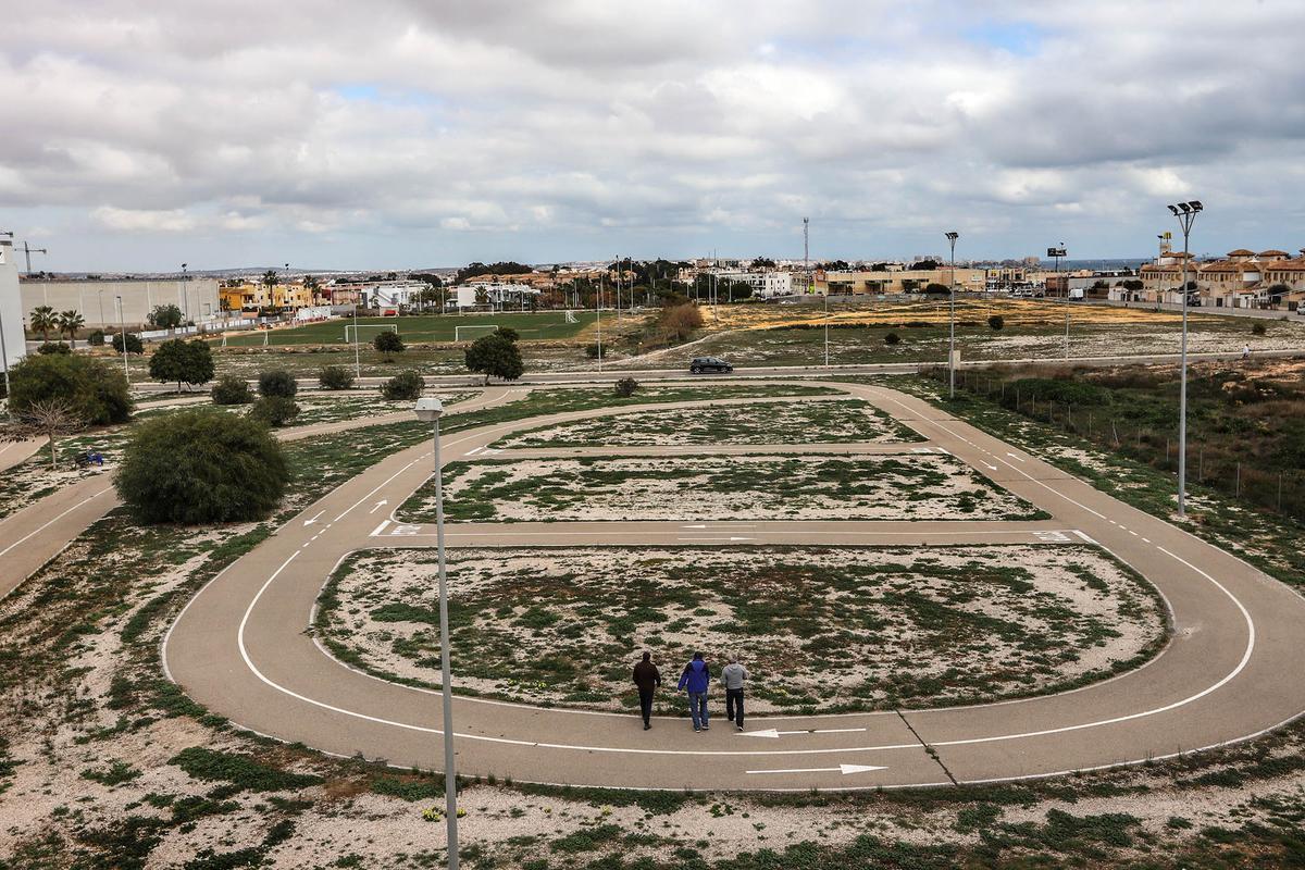 El parque de seguridad vial en Orihuela Costa que nunca se inauguró.