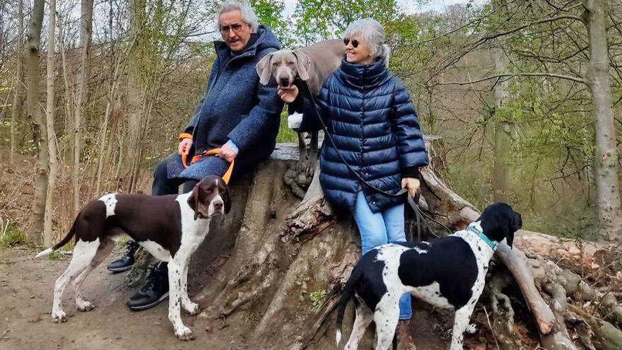 Los coruñeses César
Debén y Begoña Bravo.