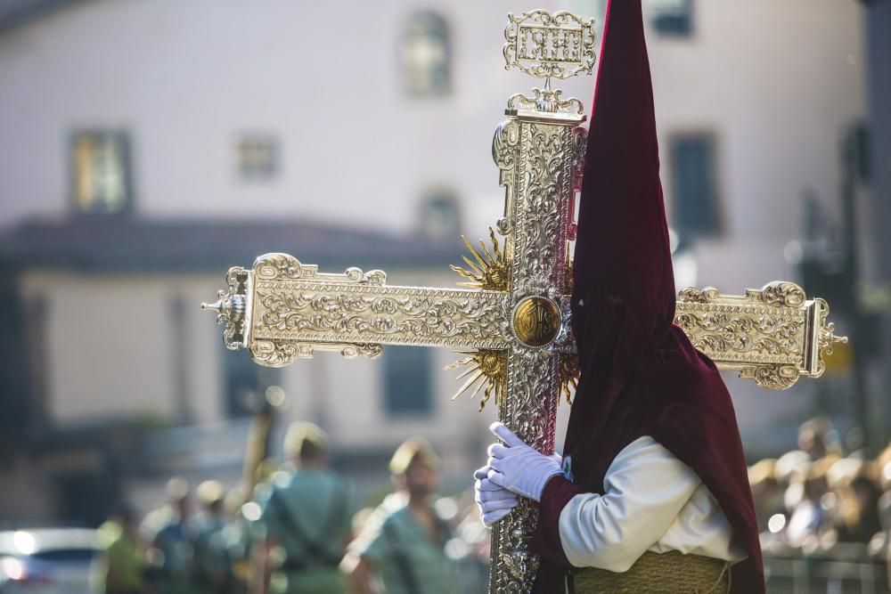 Procesión del Cristo de la Misericordia en Oviedo