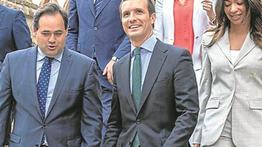 Casado, a por Rivera