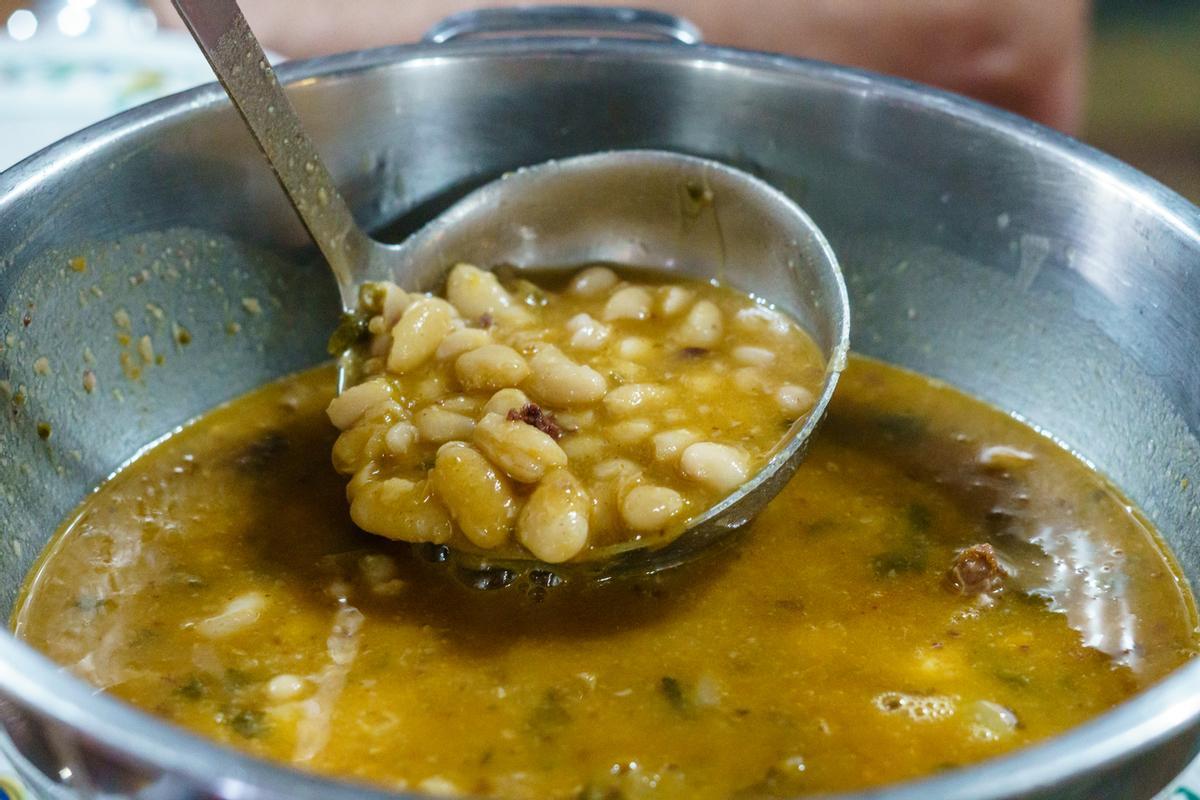 El cocido montañés,es uno de los platos más conocidos de la cocina cántabra